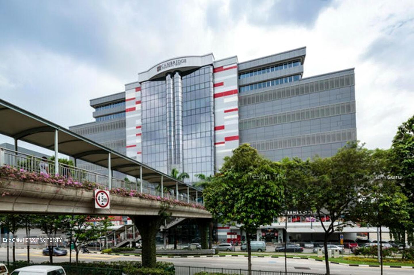 Toh Guan Road (D22), Factory #570942941